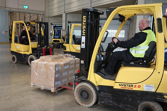 Logistics Industry - Hyster